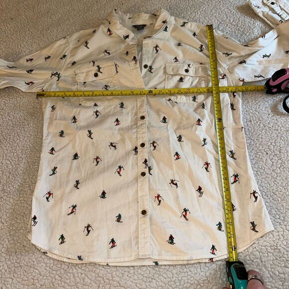 Eddie Bauer Large Ski Snowboard Pattern Cream Button Down Collared Flannel Shirt - Picture 8 of 10